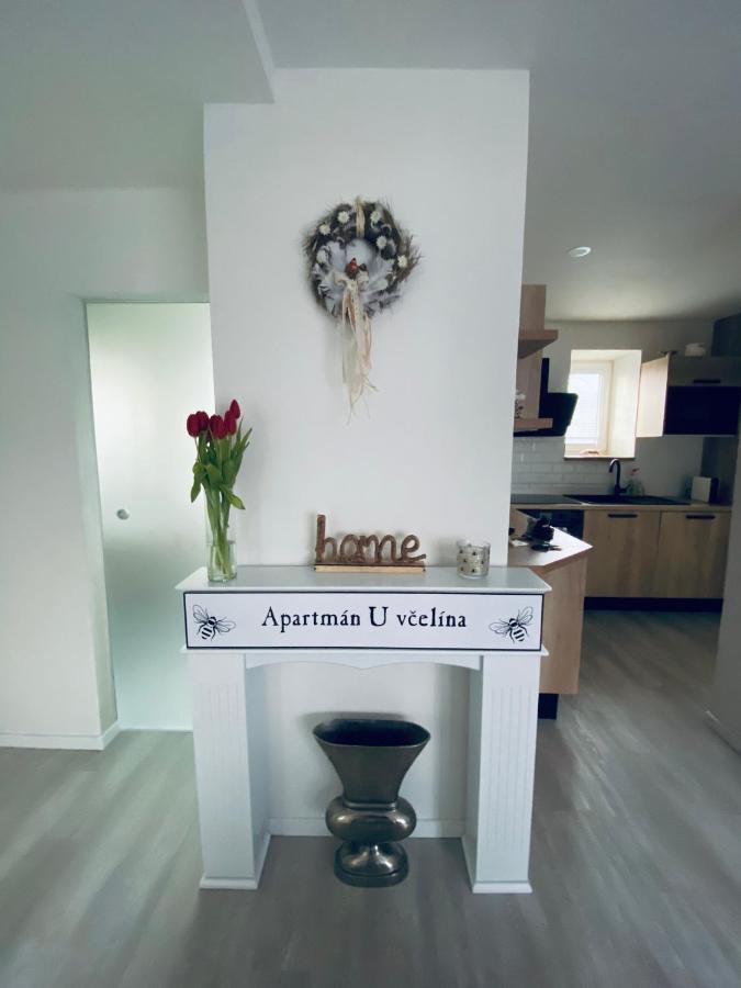 Apartman U Vcelina Chlumec nad Cidlinou Exteriér fotografie
